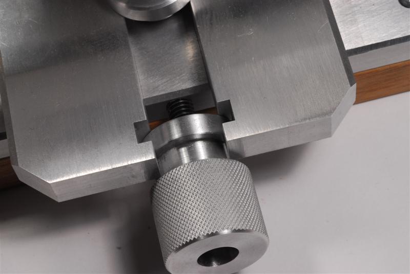cross slide adjuster